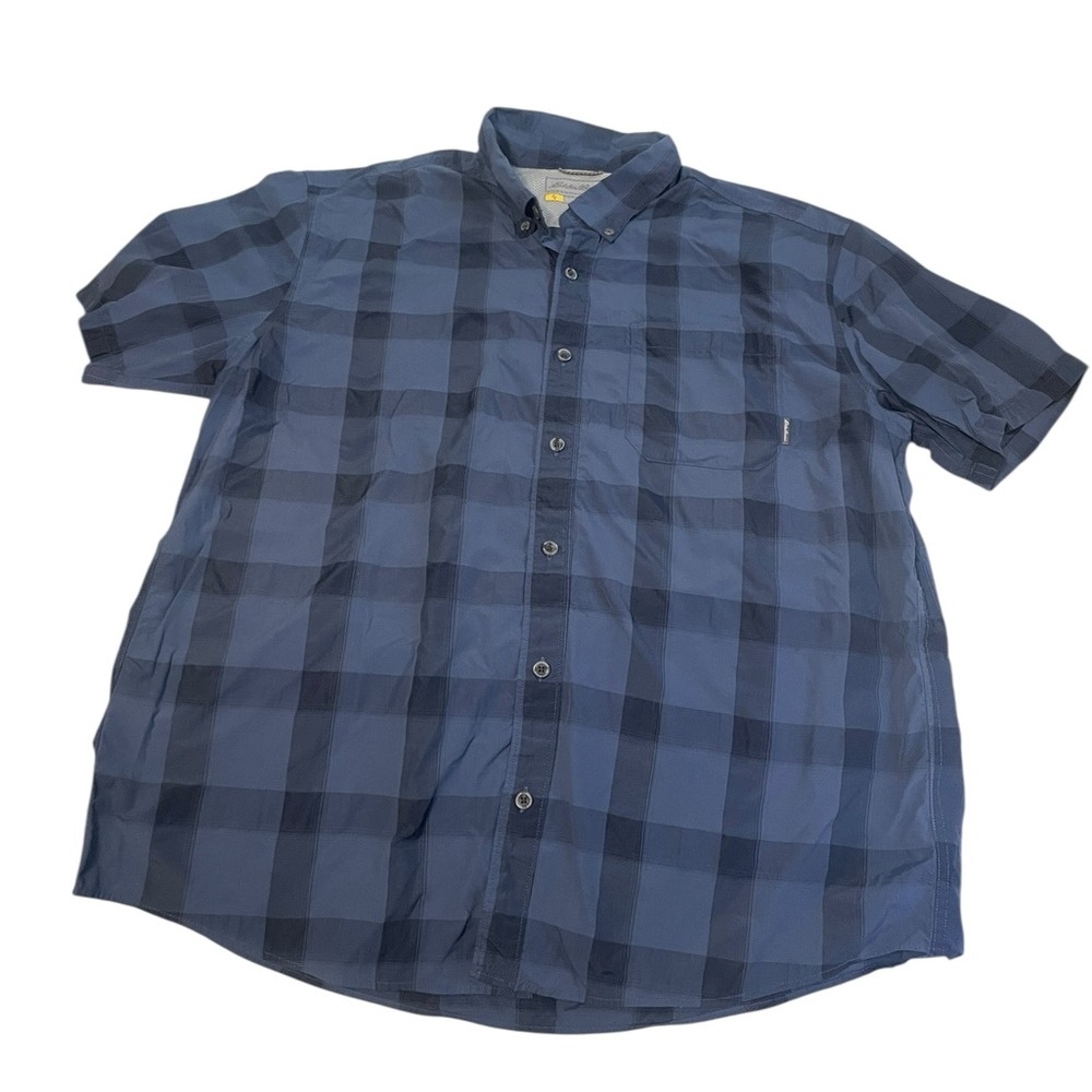 Eddie Bauer Travex Men XL ClassicPlaid ShortSleeve Button down Performance blue